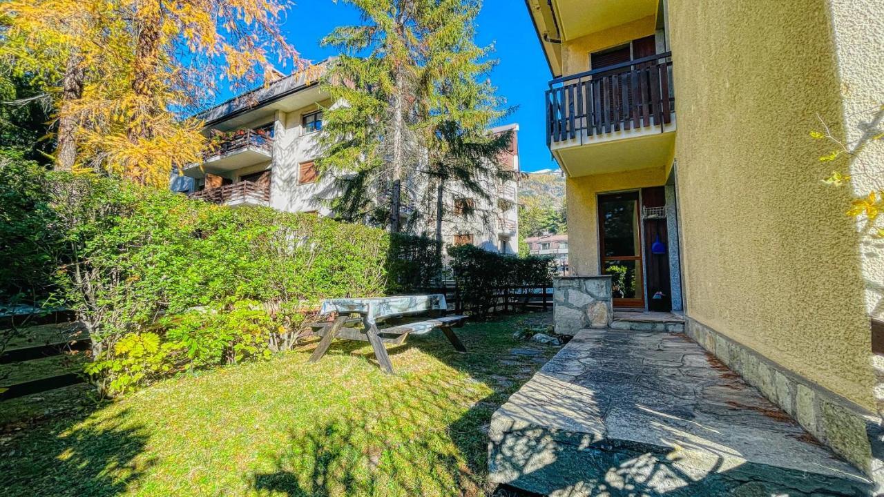 Appartamento Einaudi 11 - Affitti Brevi Italia Бардонечия Екстериор снимка